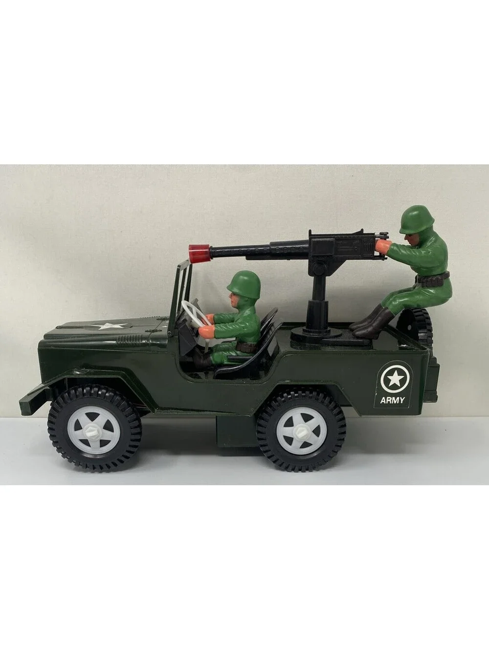Rare Vintage Toy Army Jeep M-8401 Battery Operated 12” Long
